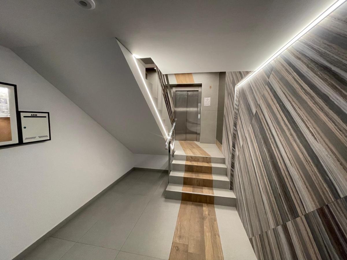 Mega Rossa Residence Bucarest Exterior foto