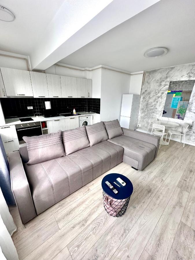 Mega Rossa Residence Bucarest Exterior foto